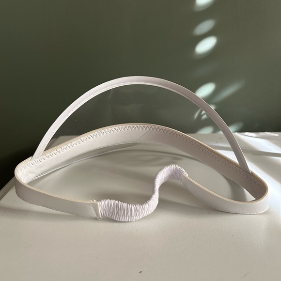BRAND NEW Bride Clear and White Visor - Picture 3 of 6